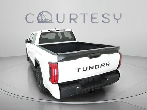 Used 2025 Toyota Tundra SR5 w/ SR5 Premium Package RWD image 7