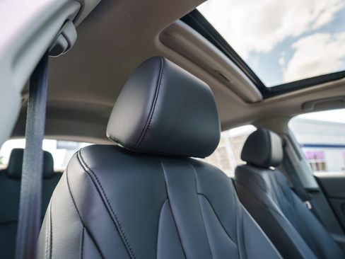 Certified 2024 Acura Integra FWD image 19