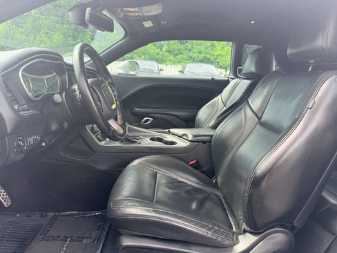 Used 2017 Dodge Challenger SXT Plus RWD image 12