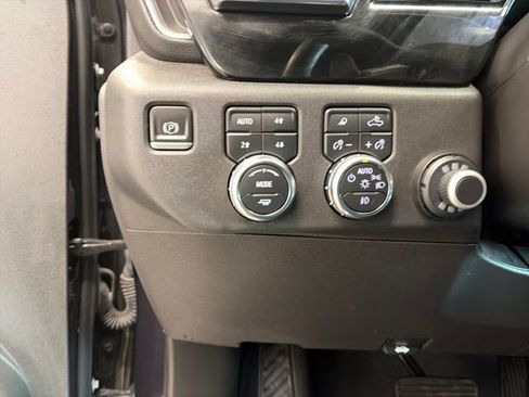 Used 2023 GMC Sierra 1500 SLT w/ SLT Premium Package image 36