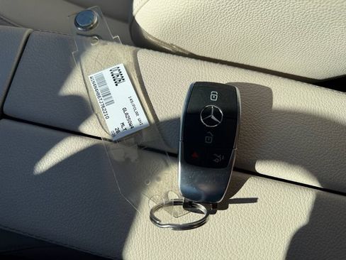 Certified 2026 Mercedes-Benz GLA 250 4MATIC image 38
