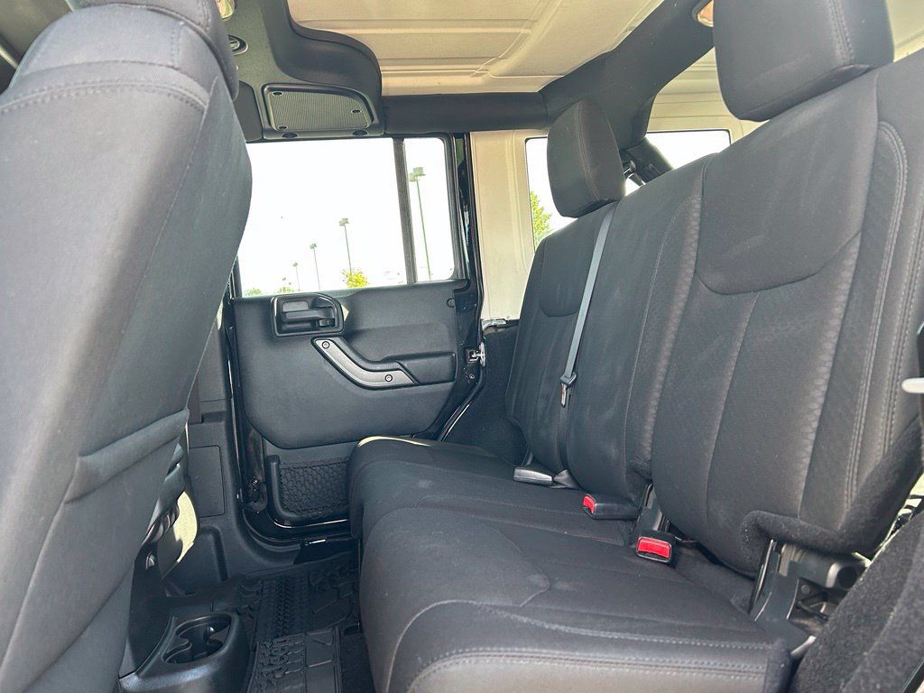 Used 2017 Jeep Wrangler Unlimited Sport w/ Quick Order Package 24S AWD/4WD image 26