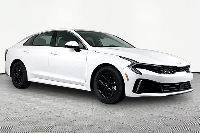 New 2026 Kia K5 LXS FWD image 3