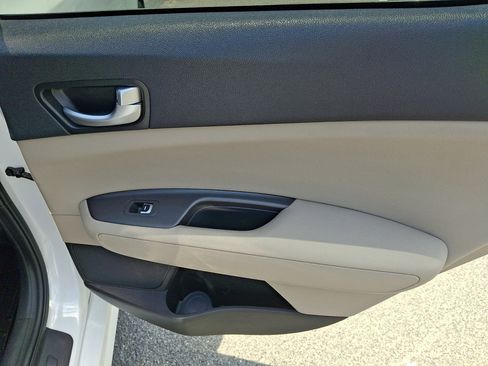 Used 2018 Kia Optima LX FWD image 18