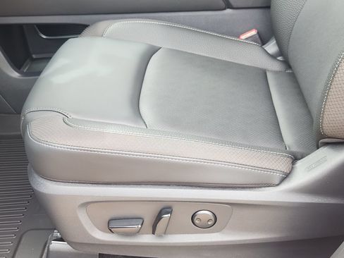 New 2026 Nissan Pathfinder SL FWD image 22