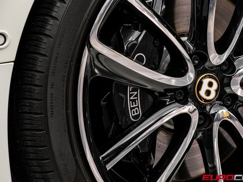 Used 2020 Bentley Continental GT V8 First Edition image 19