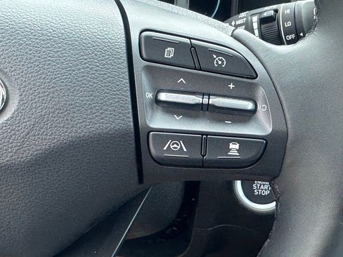 Used 2023 Hyundai Kona Limited w/ Cargo Package FWD image 32