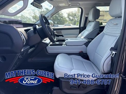 New 2026 Ford Expedition Max Platinum w/ Platinum Ultimate Package AWD/4WD image 9