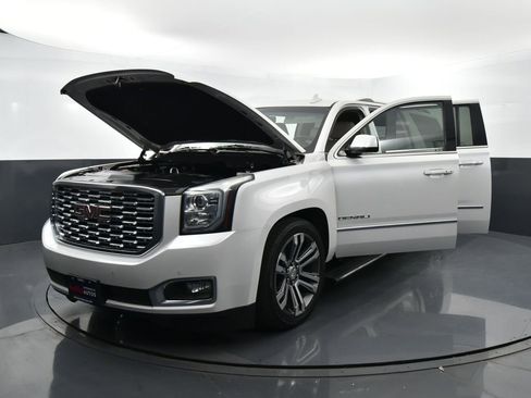 Used 2019 GMC Yukon XL Denali w/ Denali Ultimate Package image 43
