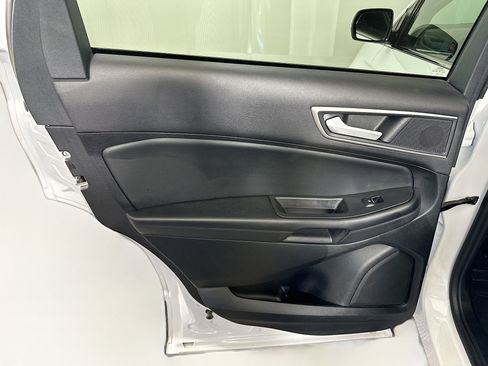 Used 2024 Ford Edge SEL image 26