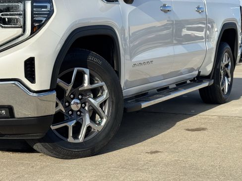 Used 2023 GMC Sierra 1500 SLT RWD image 3