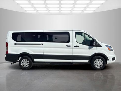 Used 2022 Ford Transit 350 XLT image 3