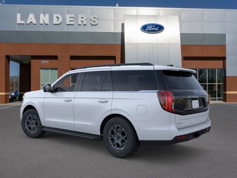 New 2026 Ford Expedition Active image 4