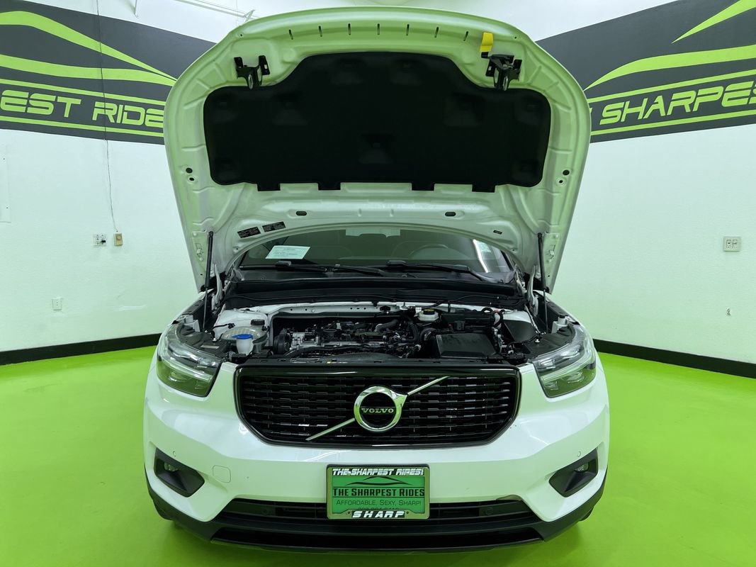 Used 2019 Volvo XC40 T5 R-Design AWD/4WD image 4