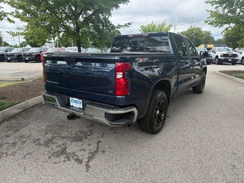 Used 2021 Chevrolet Silverado 1500 LT w/ Convenience Package II AWD/4WD image 5