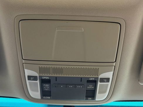 Used 2017 Acura RDX FWD image 38