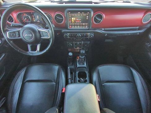 Used 2023 Jeep Wrangler Unlimited Rubicon w/ Steel Bumper Group image 17