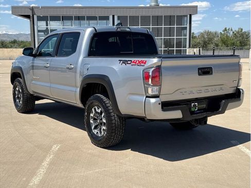 Used 2021 Toyota Tacoma TRD Off-Road w/ Technology Package AWD/4WD image 6