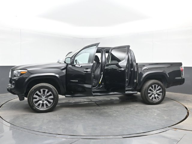 Used 2022 Toyota Tacoma Limited AWD/4WD image 54