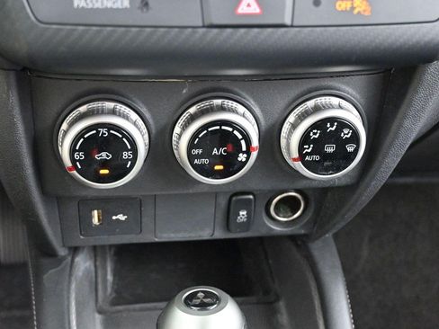 Used 2024 Mitsubishi Outlander Sport ES AWD/4WD image 21