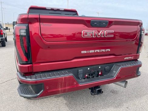 Used 2024 GMC Sierra 2500 AT4 w/ AT4 Premium Plus Package image 12