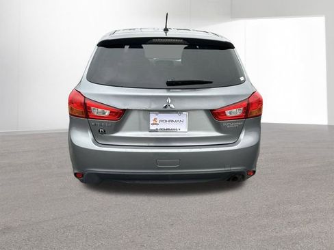 Used 2015 Mitsubishi Outlander Sport ES image 5