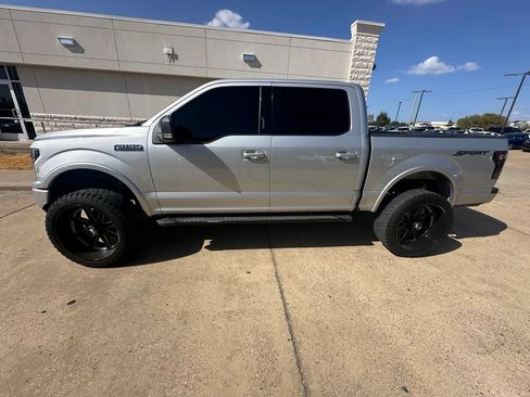 Used 2018 Ford F150 XLT w/ Equipment Group 302A Luxury RWD image 2