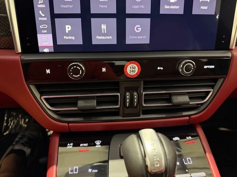 Used 2024 Porsche Macan GTS w/ Premium Plus Package AWD/4WD image 20