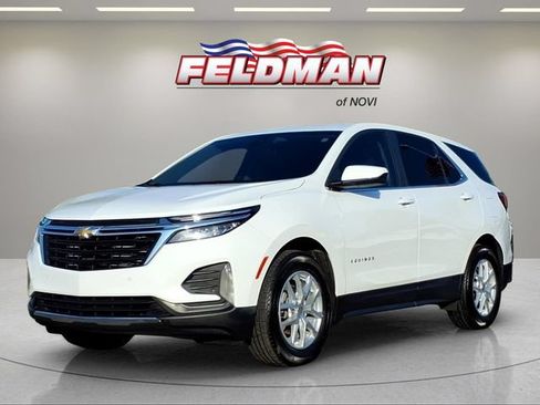 Used 2024 Chevrolet Equinox LT FWD image 1