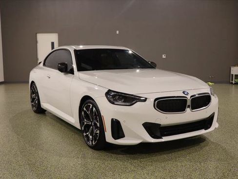 Used 2025 BMW 230i Coupe w/ Convenience Package RWD image 1