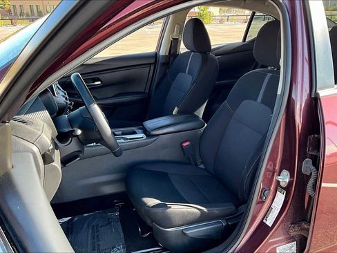 Used 2024 Nissan Sentra SV w/ All-Weather Package image 7