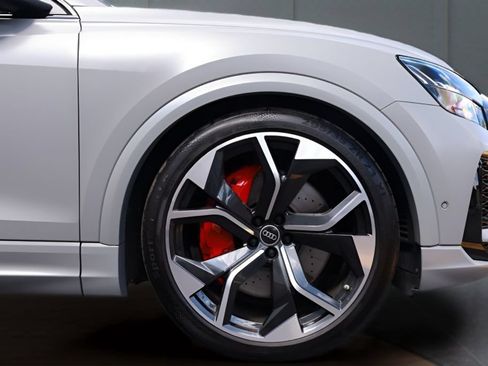 Used 2024 Audi RS Q8 AWD/4WD image 16
