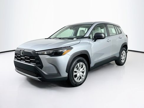 Used 2026 Toyota Corolla Cross L FWD image 3