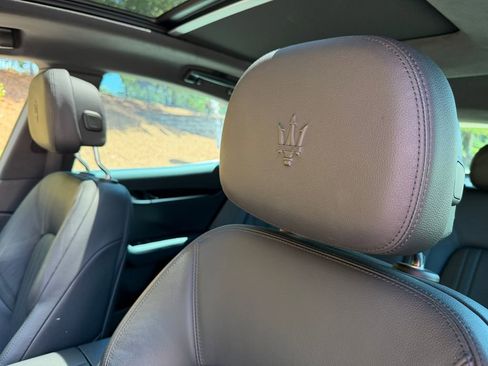 Used 2022 Maserati Levante GT AWD/4WD image 29