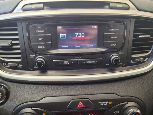 Used 2016 Kia Sorento EX w/ EX Premium Package FWD image 25