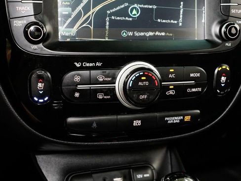 Used 2015 Kia Soul ! w/ Sun & Sound Package image 22