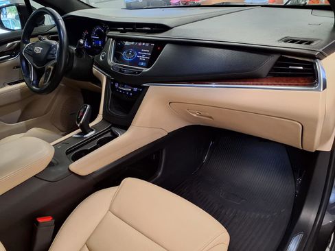 Used 2019 Cadillac XT5 Luxury FWD image 9