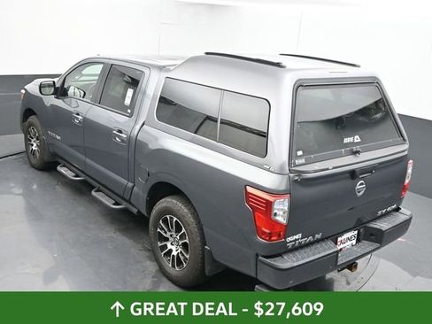Used 2021 Nissan Titan SV w/ SV Convenience Package image 46