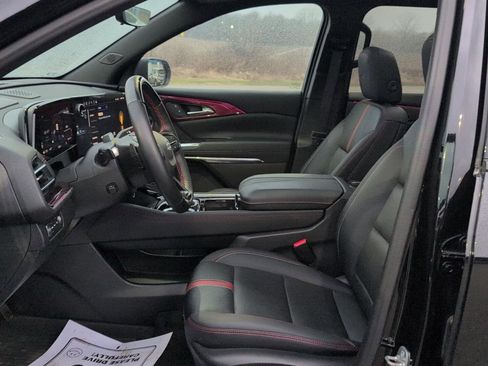 Certified 2024 Chevrolet Traverse RS w/ LPO, Floor Liner Package image 22