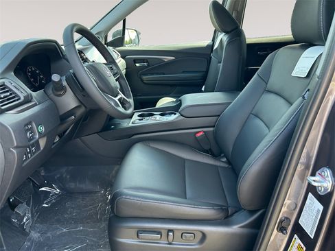 New 2025 Honda Ridgeline RTL image 9