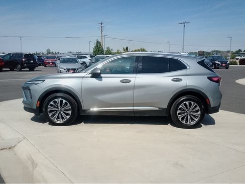 Used 2024 Buick Envision Preferred AWD/4WD image 6