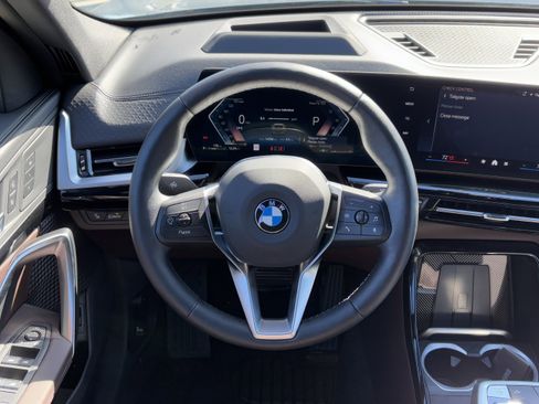 Certified 2025 BMW X2 xDrive28i image 30