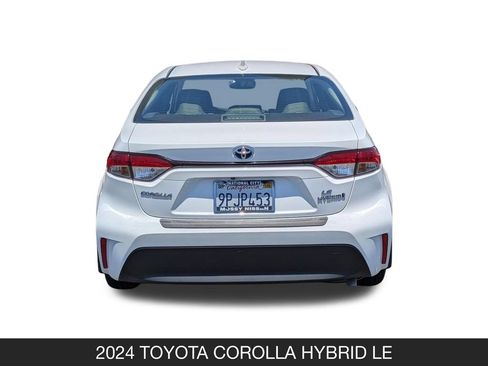 Used 2024 Toyota Corolla LE FWD image 9