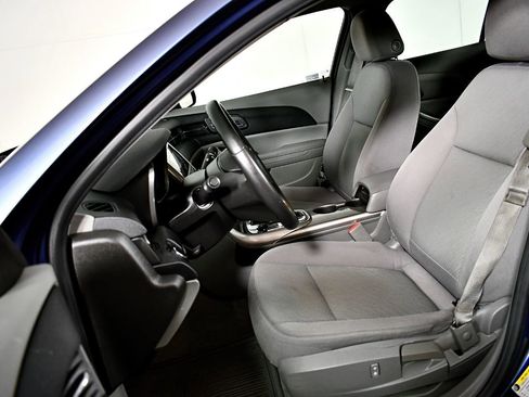 Used 2013 Chevrolet Malibu LS image 15