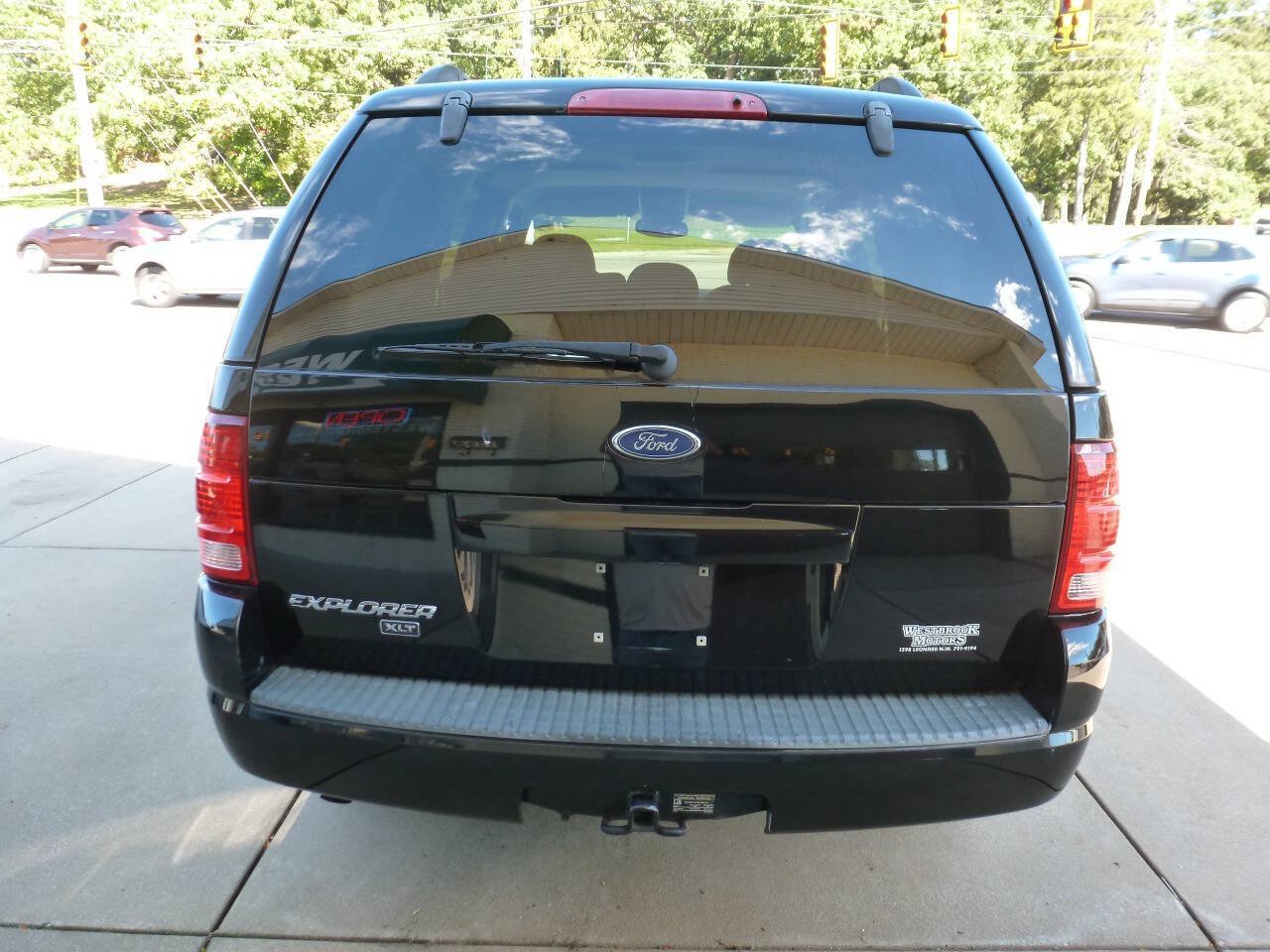 Used 2004 Ford Explorer Sport XLT AWD/4WD image 8