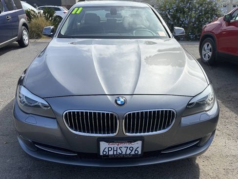 Used 2011 BMW 528i Sedan RWD image 3