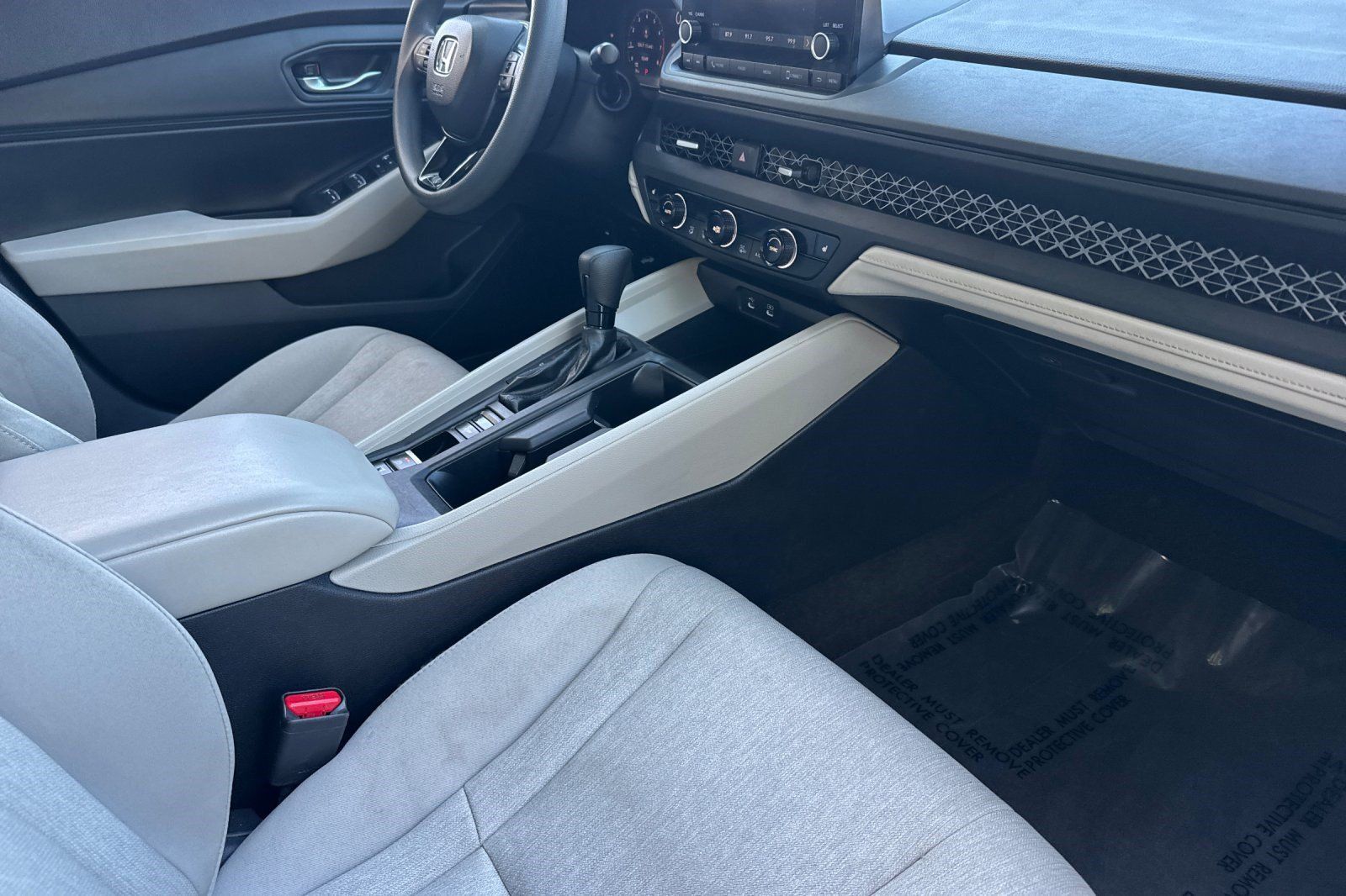 Used 2024 Honda Accord EX image 32