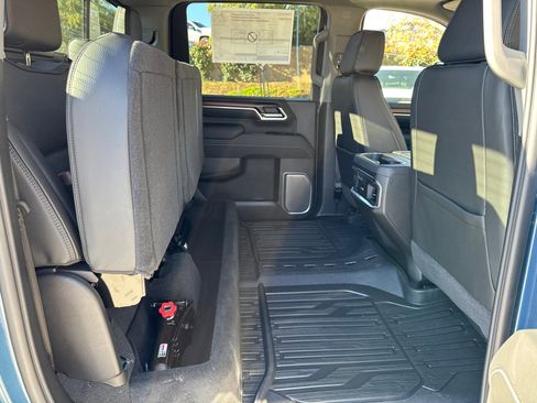 New 2026 GMC Sierra 2500 Denali w/ Denali Reserve Package image 17