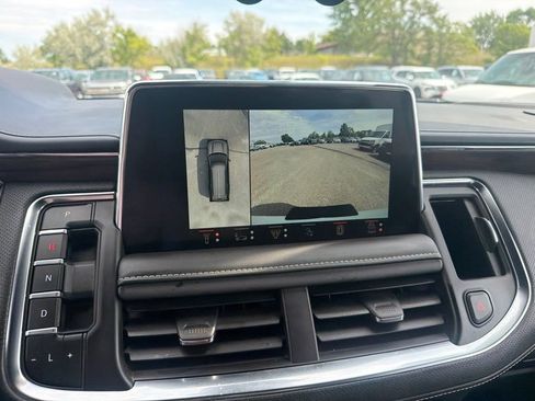 Certified 2023 Chevrolet Suburban Premier w/ Advanced Technology Package AWD/4WD image 19