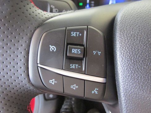 Used 2023 Ford Escape ST-Line image 33